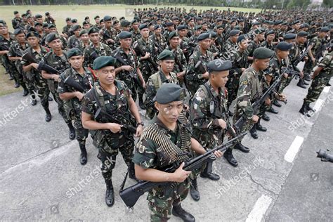 303 Filipino Army Images, Stock Photos & Vectors .